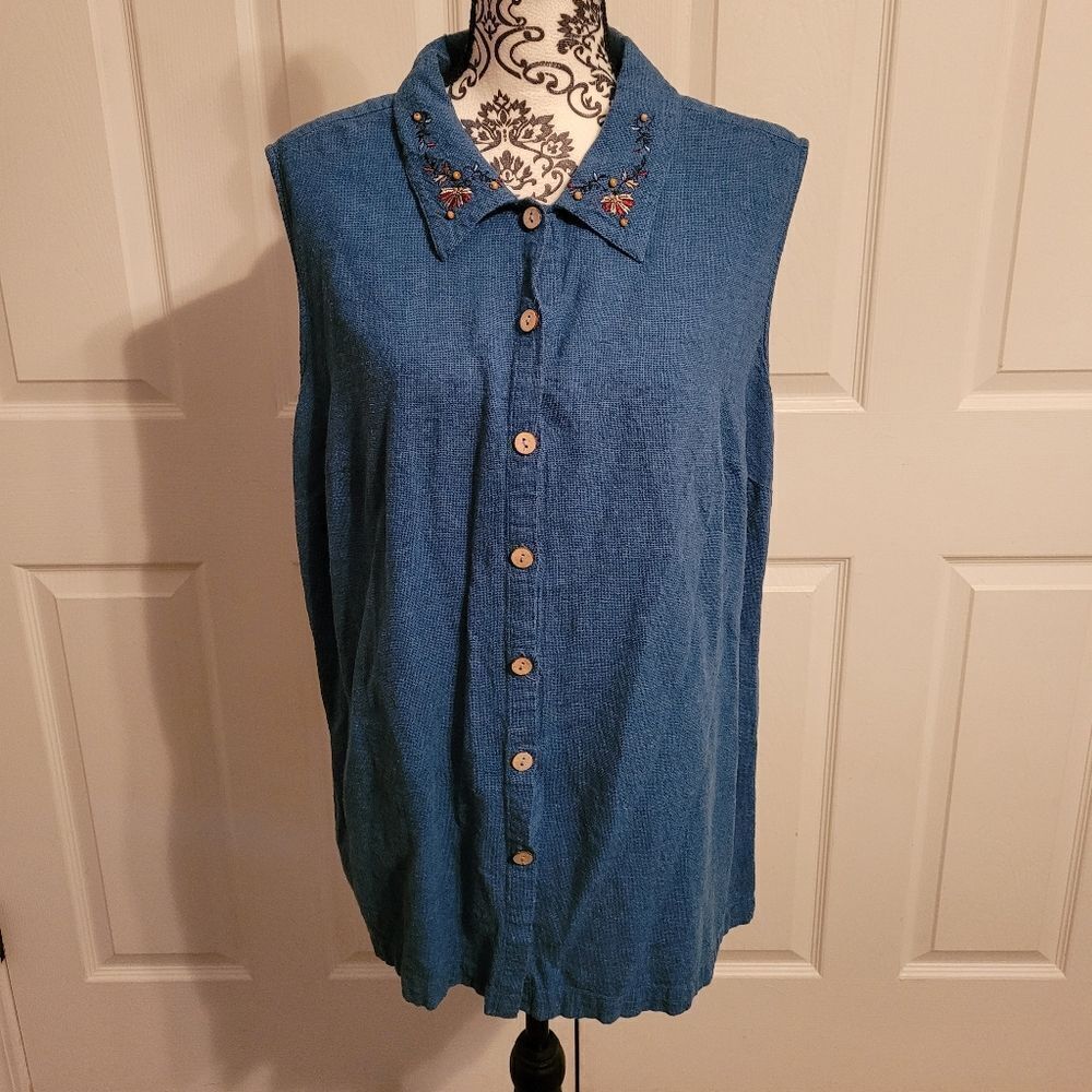 Woman's Linen blended embroidered‎ tank top